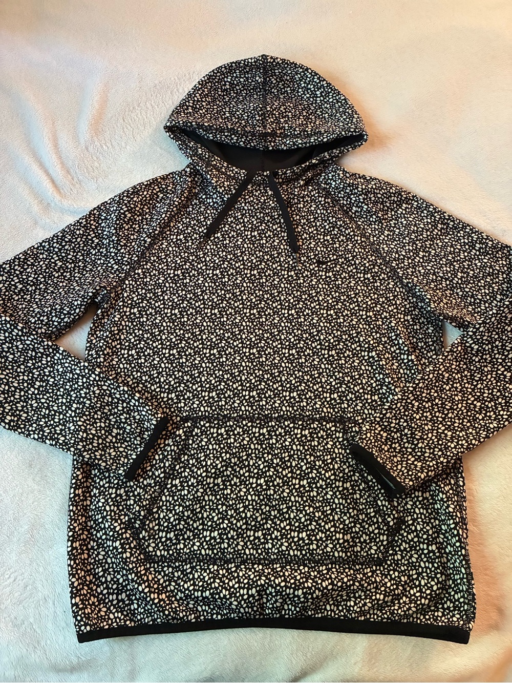 Nike Therma Fit Women’s Pullover Sweatshirt Size Small